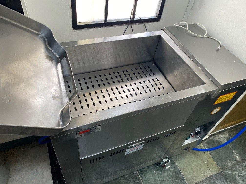 Commercial Deep fryer 50liter water oil fryer, TV & Home Appliances, Kitchen Appliances, Fryers