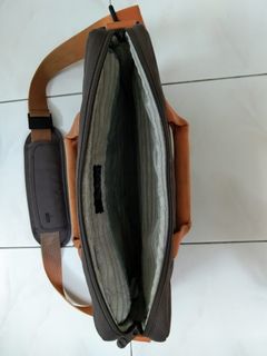 (Category: ) located in . Submitted by alexipoh (Listing ID 1187694725, Image 1). Description: .