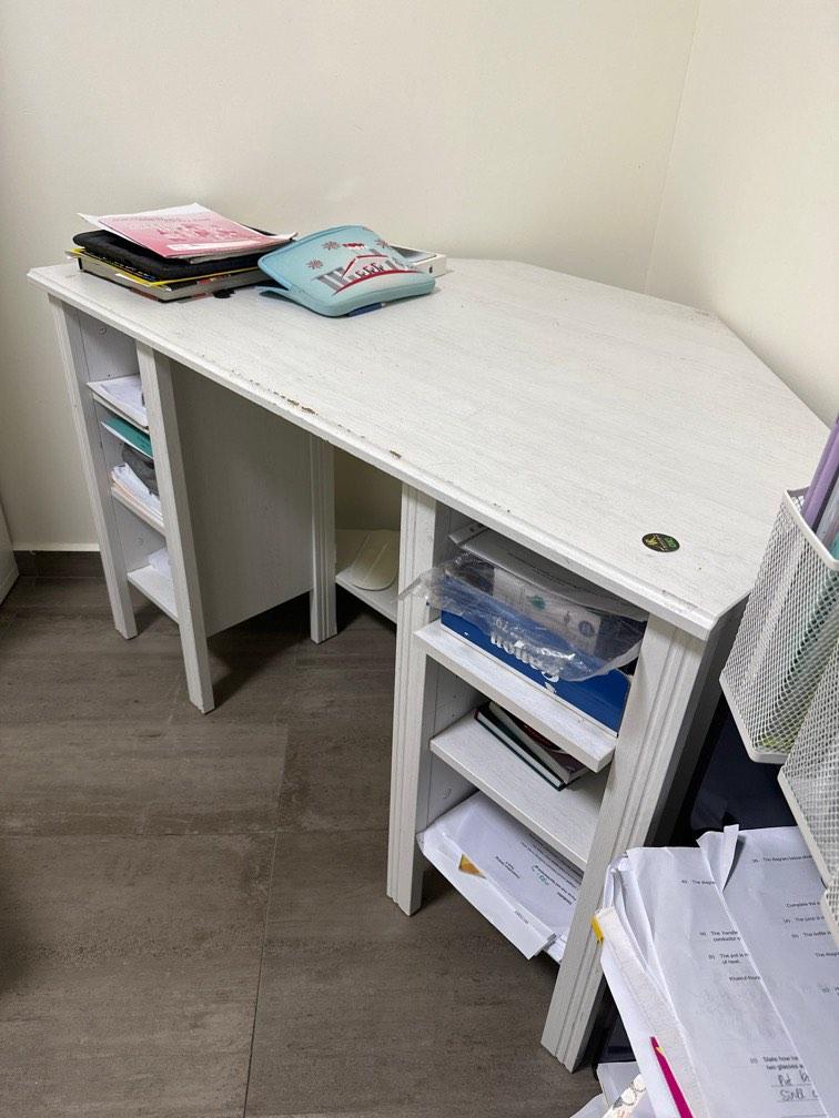 Corner table for sale, Furniture & Home Living, Furniture, Tables