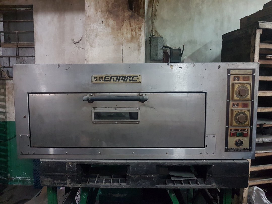 Empire Taiwan Deck oven automatic w/ loading couche by Chung Pu Bakery