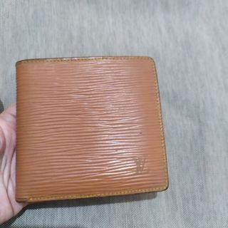 Dompet LV