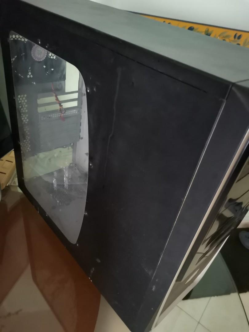 Empty casing with dvd drive, sata and power cables, Computers & Tech ...