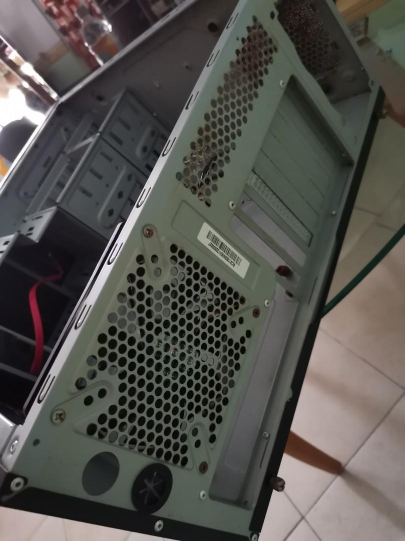 Empty casing with dvd drive, sata and power cables, Computers & Tech ...
