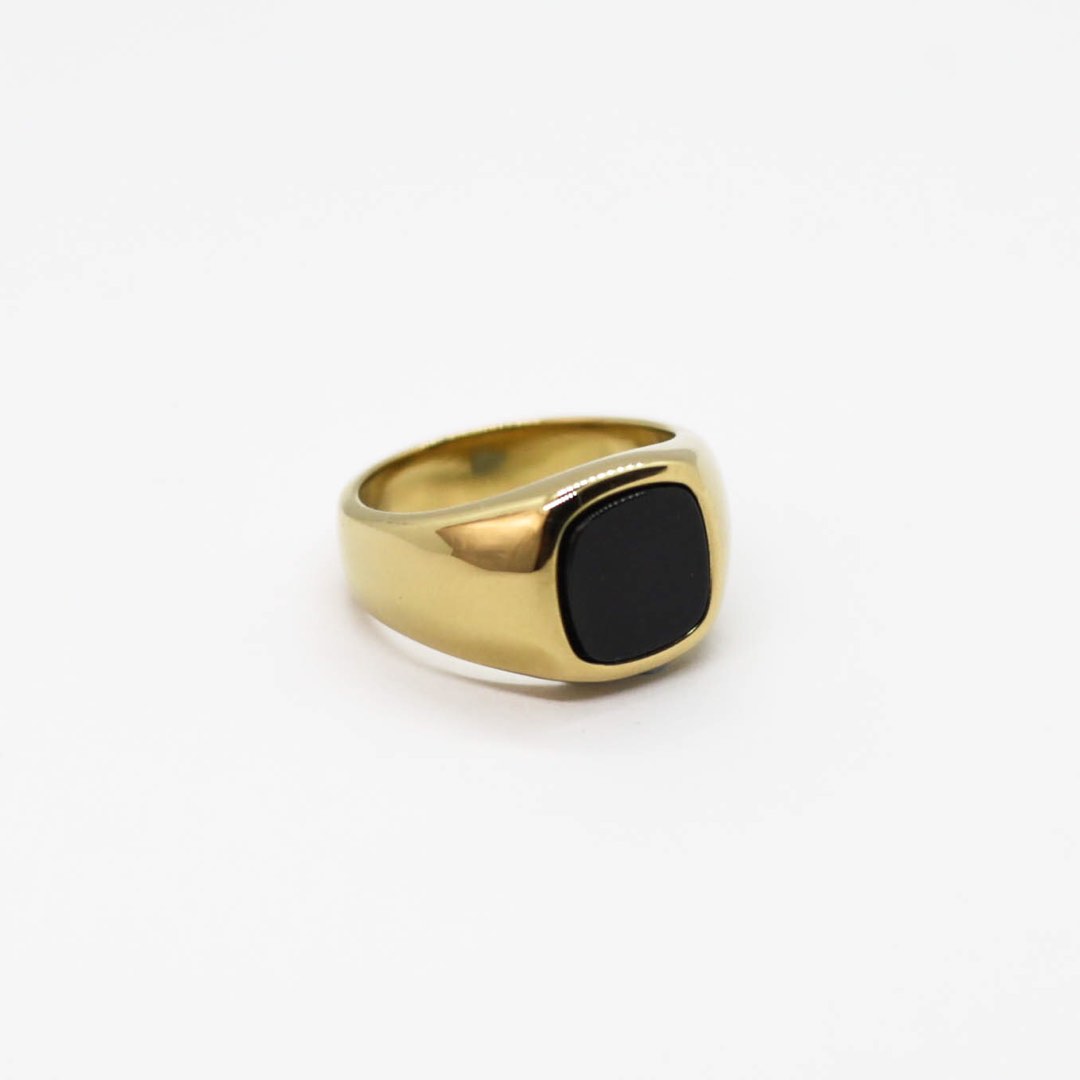 FLAT BLACK ONYX RING GOLD