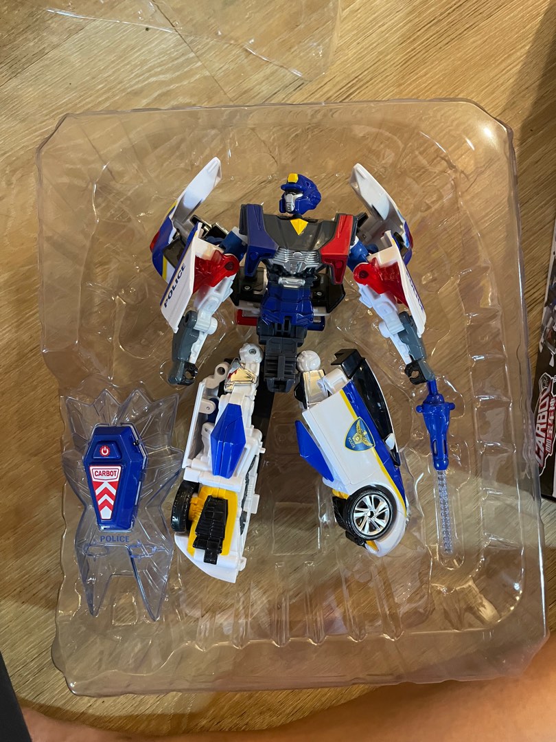 Hello Carbot Fron Police transformer Hobbies Toys Toys Games