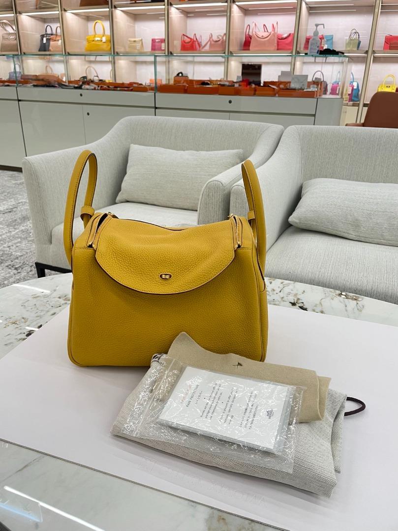 Hermes Lindy 26 Bag 9D Ambre Clemence GHW