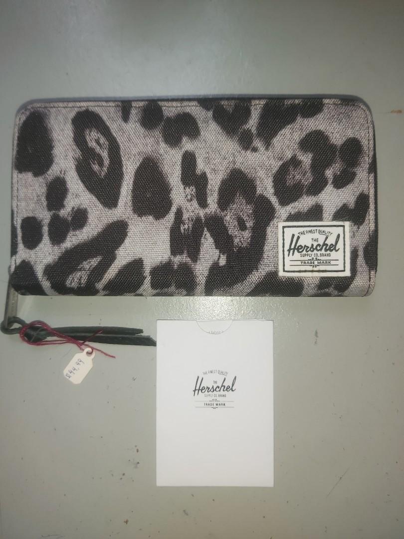HERSCHEL WALLET!!, Women's Fashion, Bags & Wallets, Wallets & Card