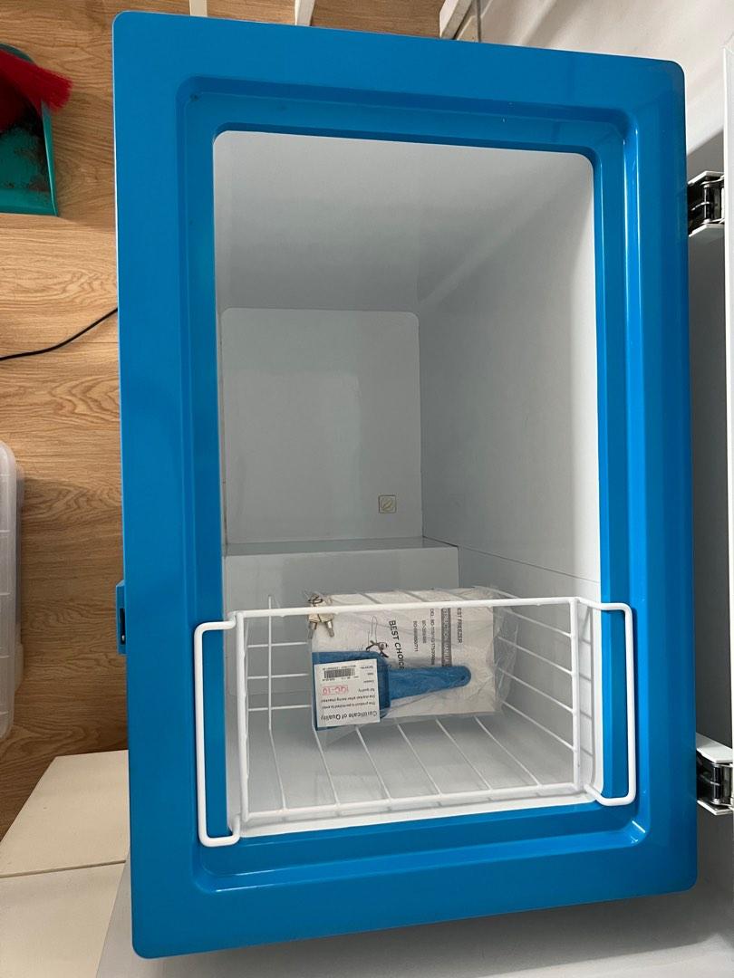 Hiron chest freezer 4cu ft, Furniture & Home Living, Bathroom & Kitchen