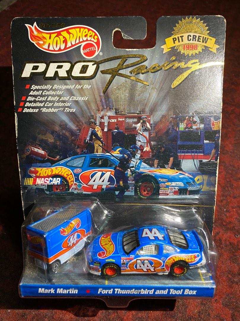 Hot wheels nascar set outlet