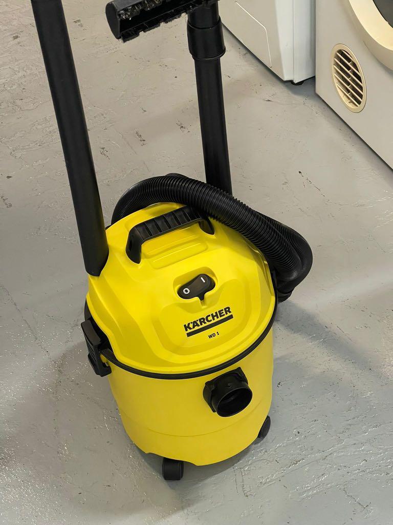 KARCHER WD1 WET/DRY VACUUM CLEANER (1000W), TV & Home Appliances