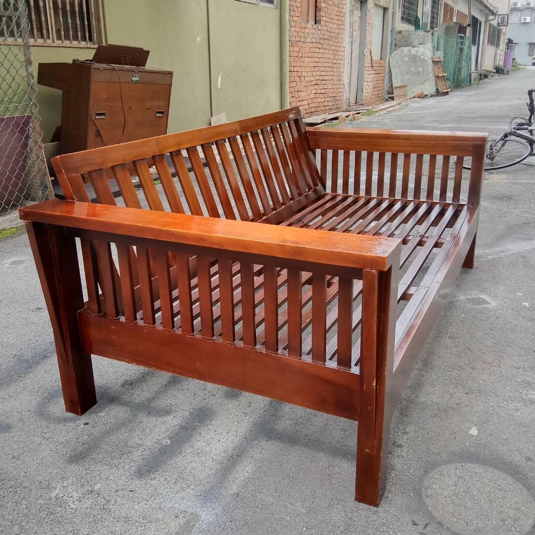 Kerusi kayu jati terpakai, Furniture & Home Living, Furniture, Sofas on