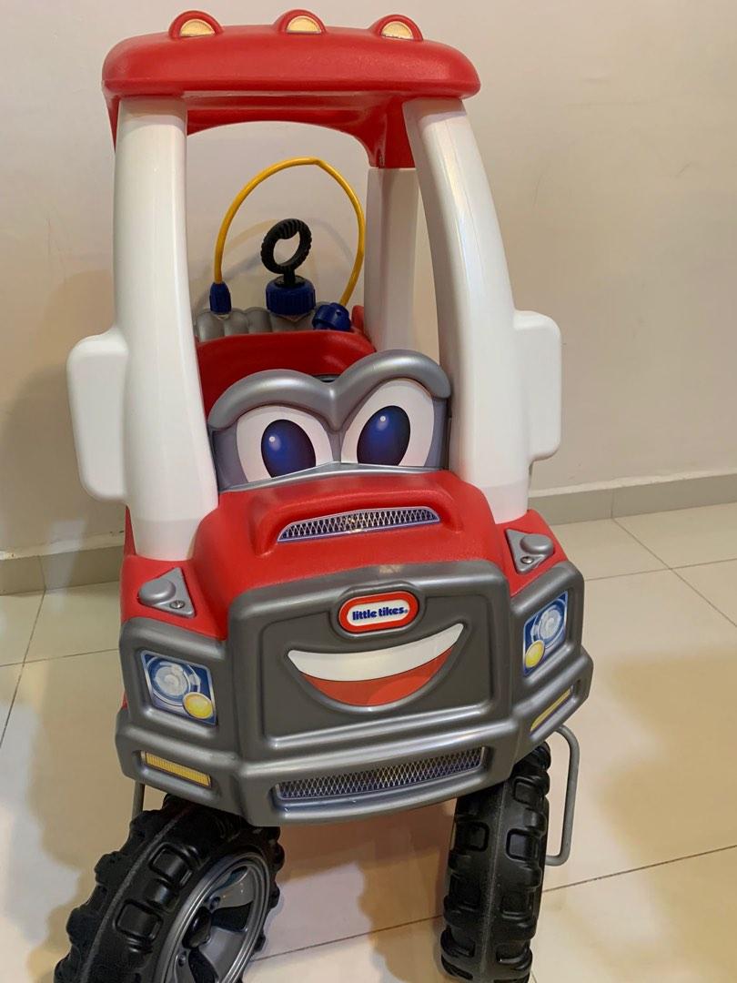 Little Tikes Fire Truck with Water Pump Battery Horn Hobbies