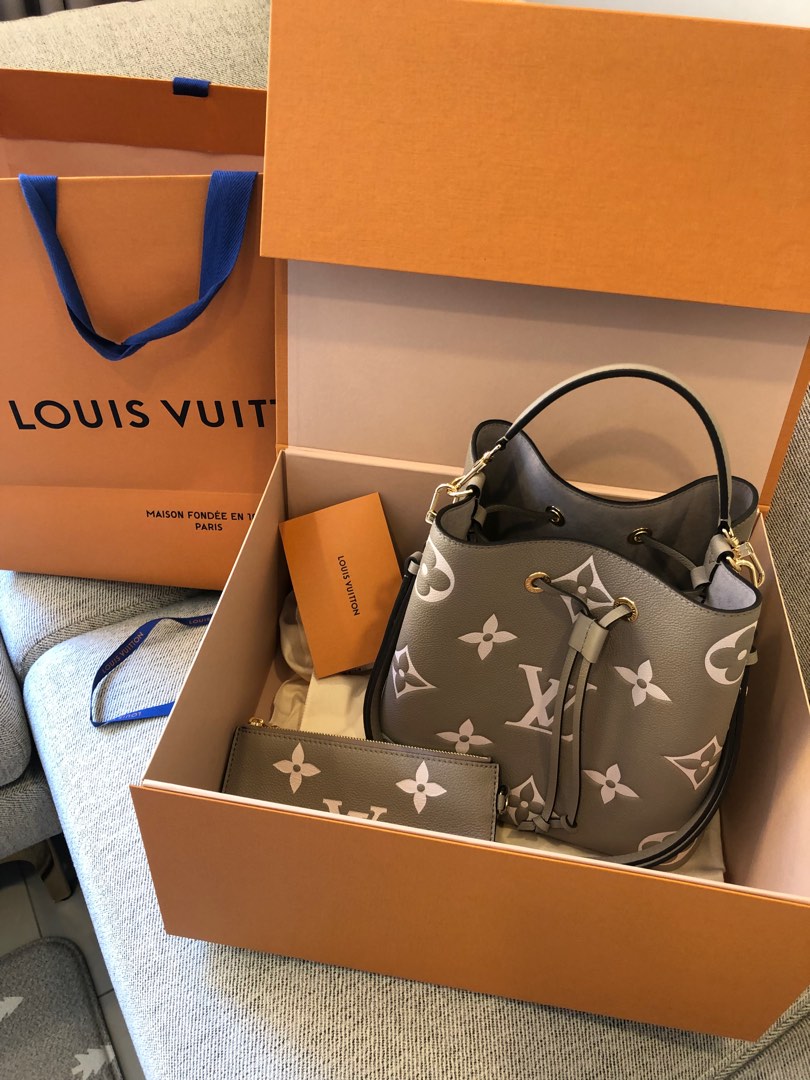 Louis Vuitton Torterelle/Cream Monogram Empreinte Leather NeoNoe MM Bag Louis  Vuitton