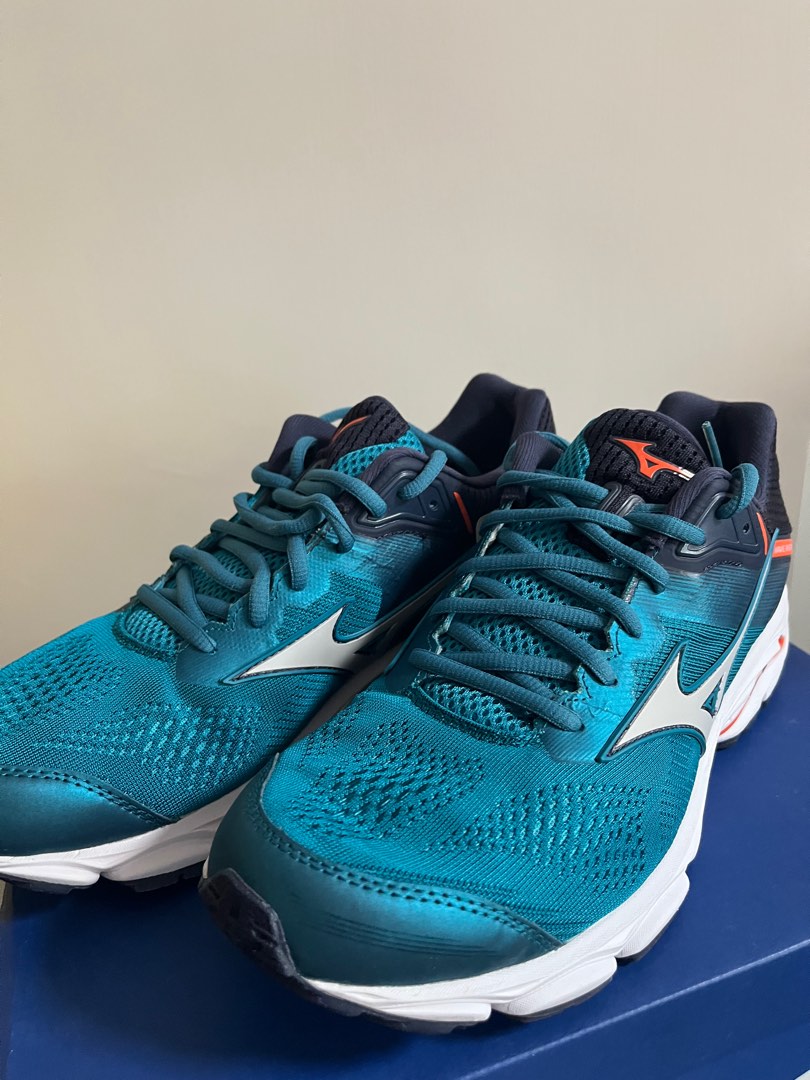 Mizuno wave inspire 15 Carousell