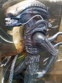 Neca Reel Toys Alien Xenomorph 9" Action Figure