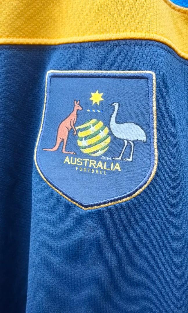 Old Australia Soccer Jersey, Men's Fashion, Activewear on Carousell