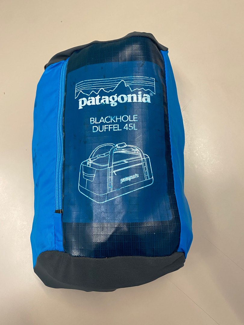 patagonia black hole duffel 45l, 女裝, 手袋及銀包, 沙灘袋 Carousell
