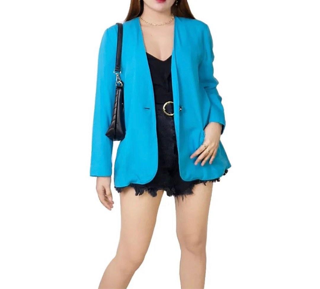 Petite Sophisticate Lightweight Blazer 