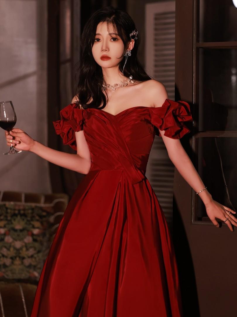 big poofy red prom dresses