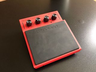 （分類：）位於 。 由 outoftunecompany 提交（商品編號 1187662352，圖片 1）。簡介： 。