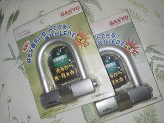 Sanyo Combination Lock w/ Light