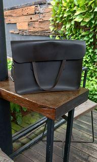 SATCHEL BY CAMBRIDGE SATCHEL COMPANY TAS PRIA KULIT TAS LAPTOP