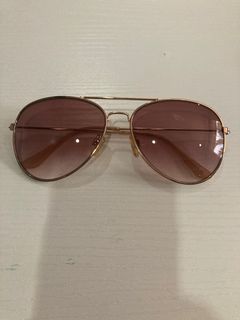 (Category: ) located in . Submitted by ShopNSB (Listing ID 1187645807, Image 1). Description: .