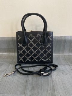 (Kategori: ) berada di . Dikirim oleh Authenticus (ID iklan 1187698844, Gambar 1). Deskripsi: .