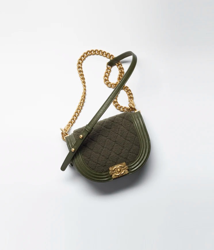 Shop CHANEL BOY CHANEL 2022-23FW Small Boy Chanel Handbag (A67085 Y09953  94305) by PlatinumFashionLtd