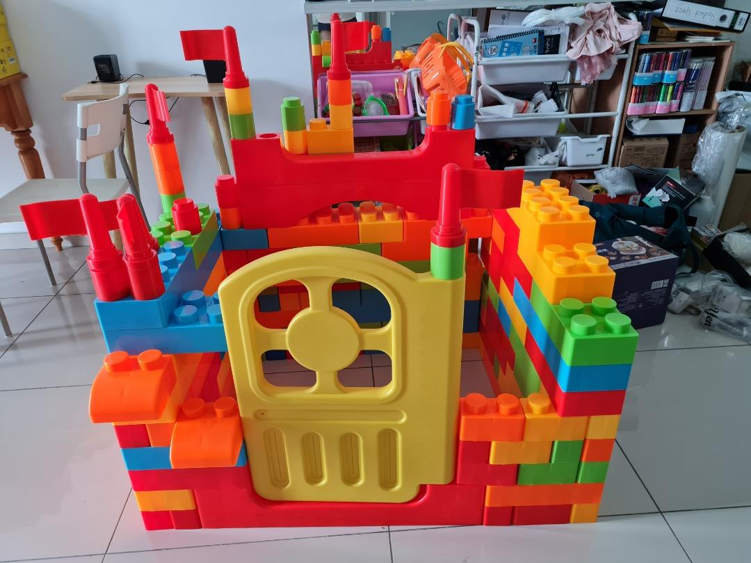 Giant lego hot sale blocks for toddlers