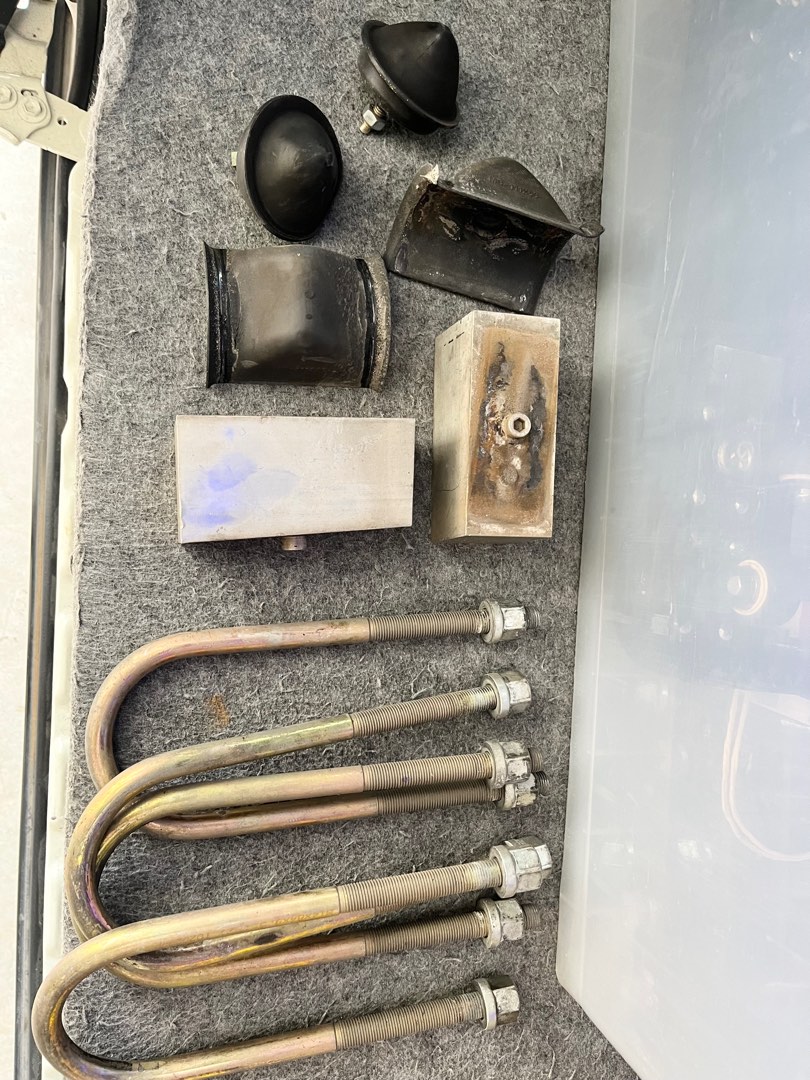 Toyota hiace Lowering Kit, Car Accessories, Accessories on Carousell