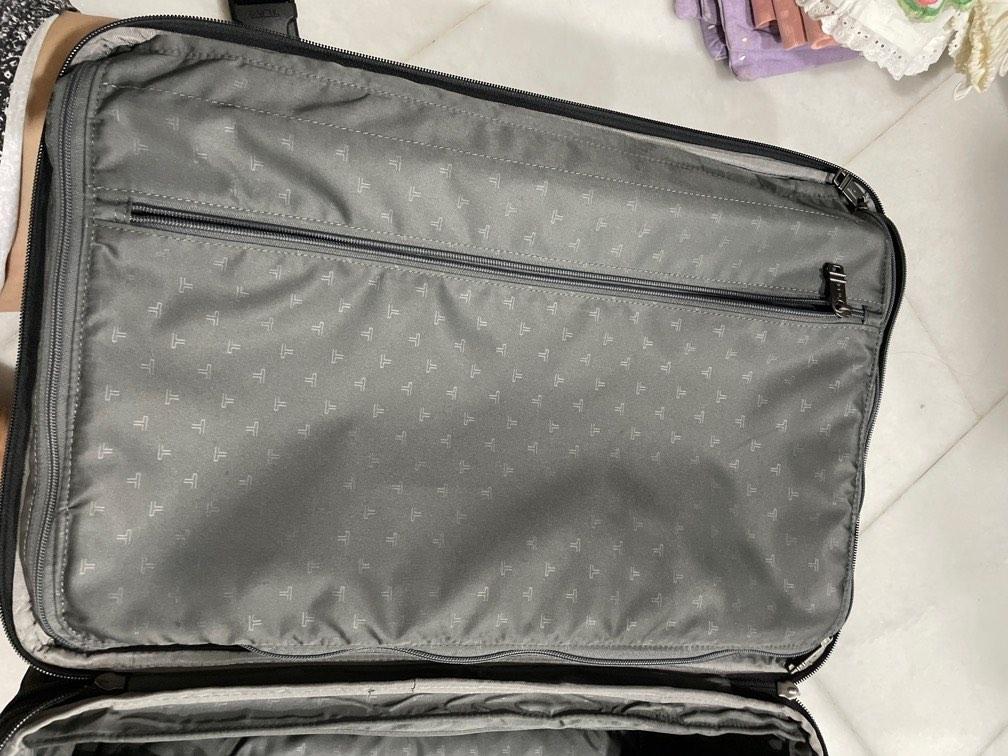 Tumi cabin bag (Expandable), Luxury, Bags & Wallets on Carousell
