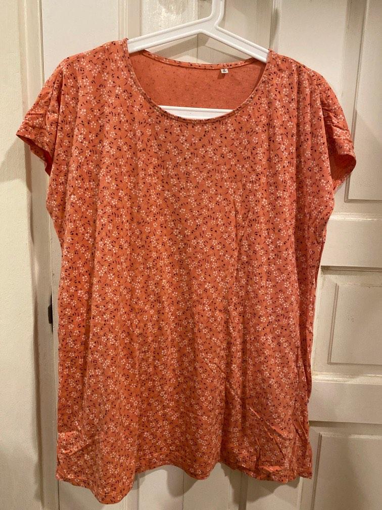 Uniqlo nightgown store