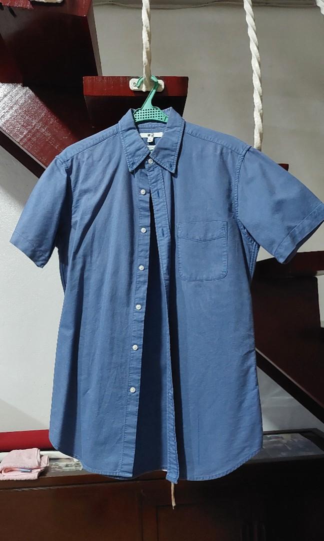 Uniqlo Short Sleeve Polos (Category: Tshirts & Polo Shirts ) located in Quezon City. Submitted by jmdcc (Listing ID 1187659877, Image 3). Description: For Sale All Small Uniqlo Short Sleeve Oxford Button Down Shirts White, Blue, Light Blue, Maroon.