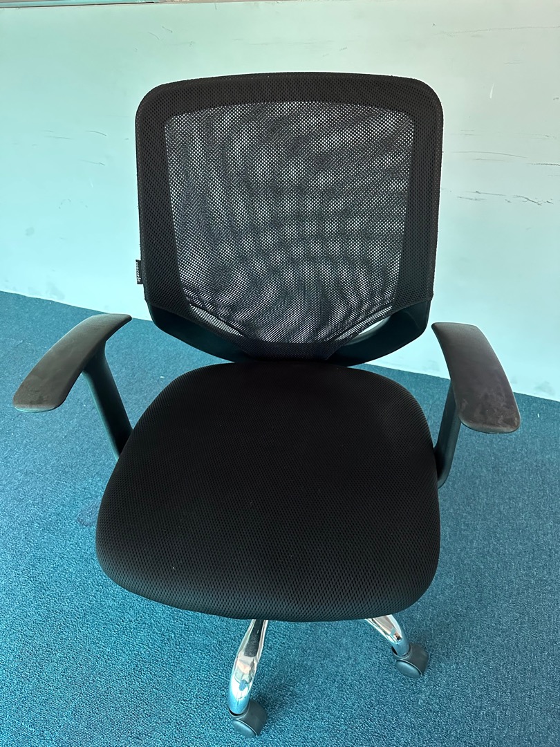 [USED] Swivel Chair H Executive Tilt Swing Home Office Game Computer