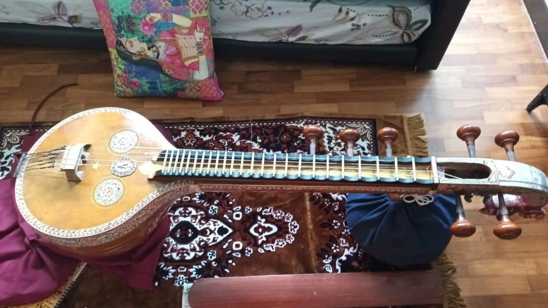 Veena for sale, Hobbies & Toys, Music & Media, Musical Instruments on Carousell