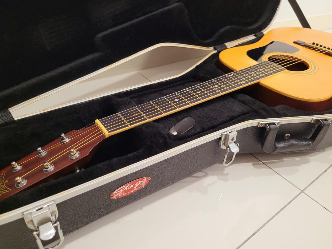 Washburn D8 Acoustic Guitar, Hobbies & Toys, Music & Media, Musical