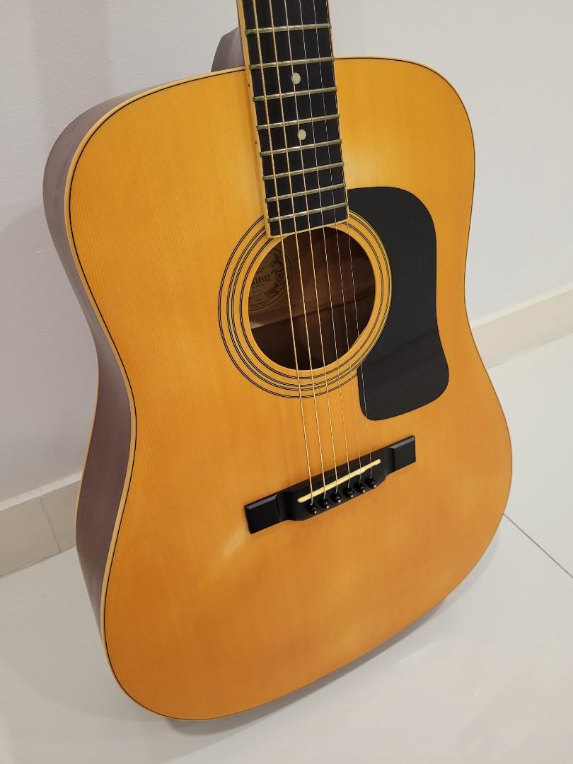 Washburn D8 Acoustic Guitar, Hobbies & Toys, Music & Media, Musical