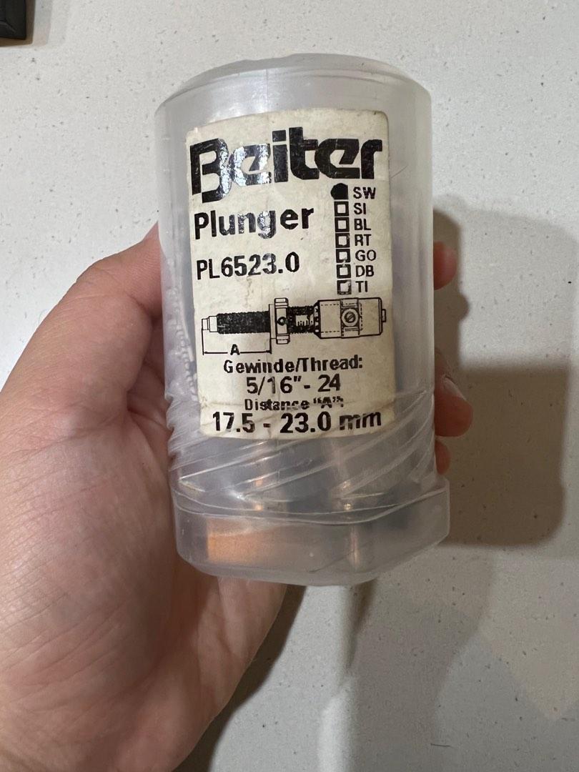 Win & Win Inno CXT recurve riser (blue), Sports Equipment, Other Sports ...