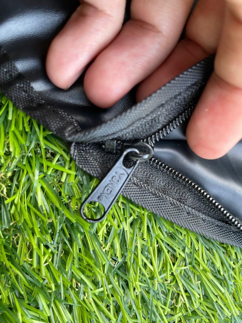 Yonex Badminton Racket Head Cover, Sports Equipment, Sports & Games