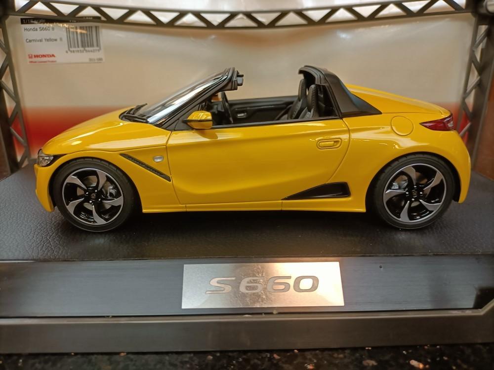 1:18 1/18 Hobby Japan Honda S660 Yellow display model car