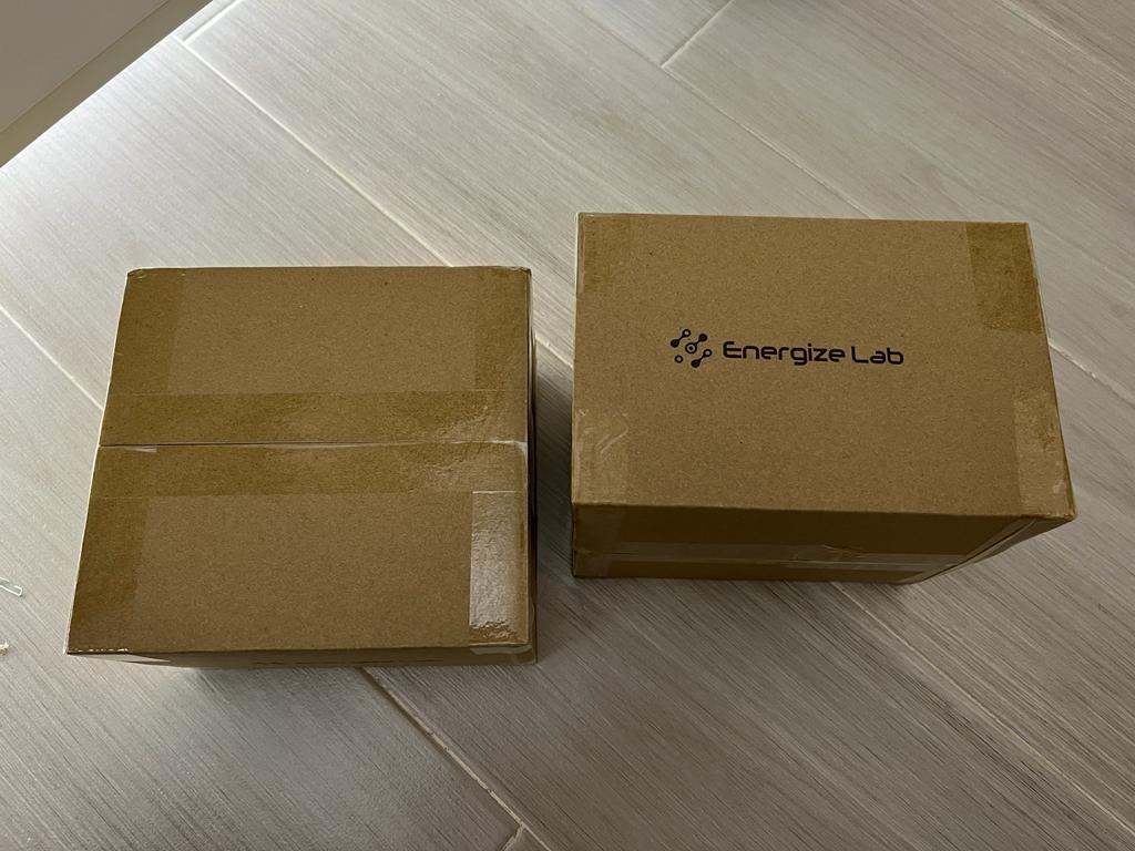 Kickstarter 人氣產品 互動機械人 兩部 (現貨!!! 全新包裝都未拆) [3/9/2022 收貨] Eilik A Little