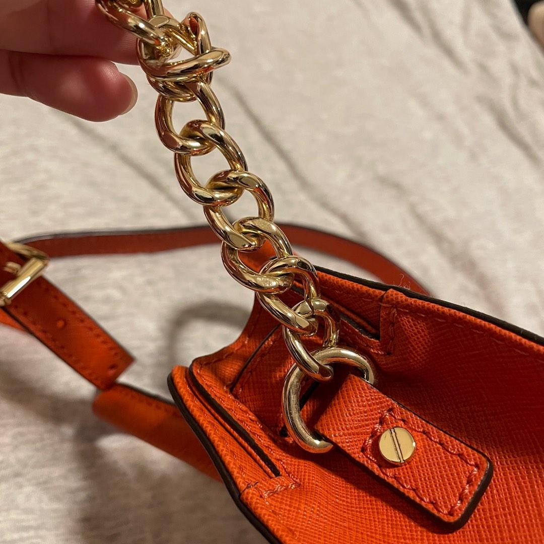 全新 Michael Kors Hamilton Mini Messenger Bag 防刮皮革迷你斜背包, 她的時尚, 包包、錢包, 錢包