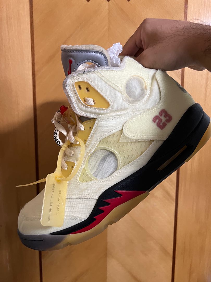 Air Jordan 5 Off White Sail - US 12, 男裝, 鞋, 波鞋- Carousell