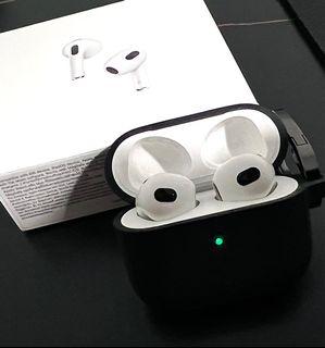 APPLE AIRPOD GEN 3 - ALMOST NEW !  3WKS OlD