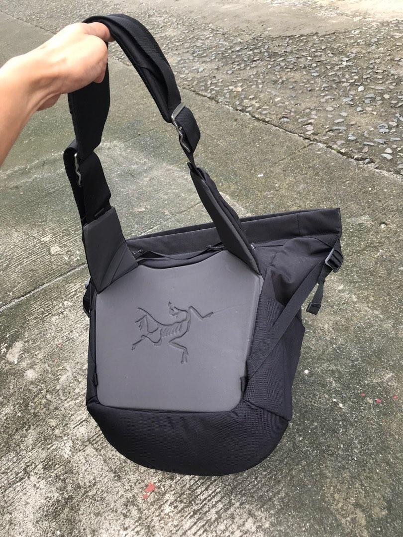 Arcteryx Mistral 16L Side Messenger Bag "Authentic", Men's Fashion