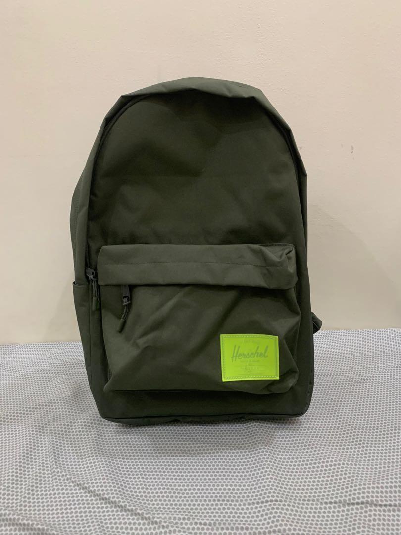 Authentic Herschel Backpack Bag w laptop slot herschel , Men's Fashion