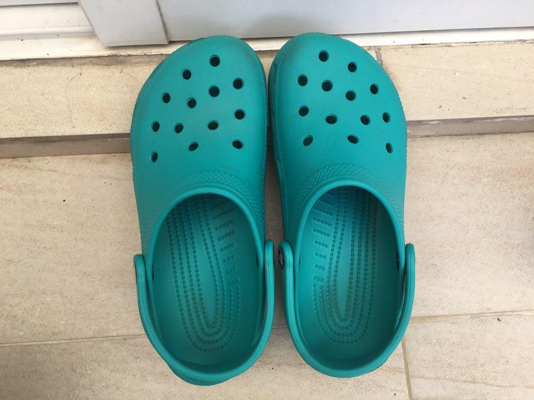 Authentic Light Green Crocs, Men's Fashion, Footwear, Flipflops and