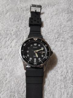 Authentic Orient Divers Automatic Mens Watch ( 21 Jewels 200M )