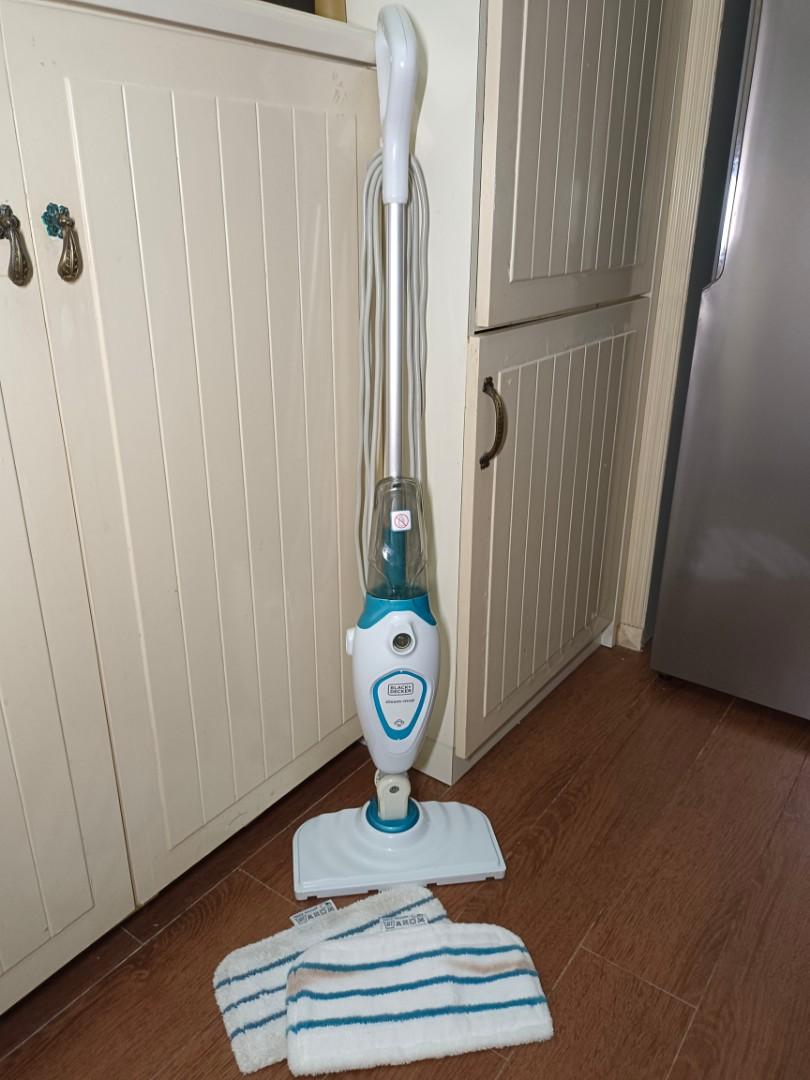 Black & Decker Steam Mop + 2 microfiber pads, TV & Home Appliances